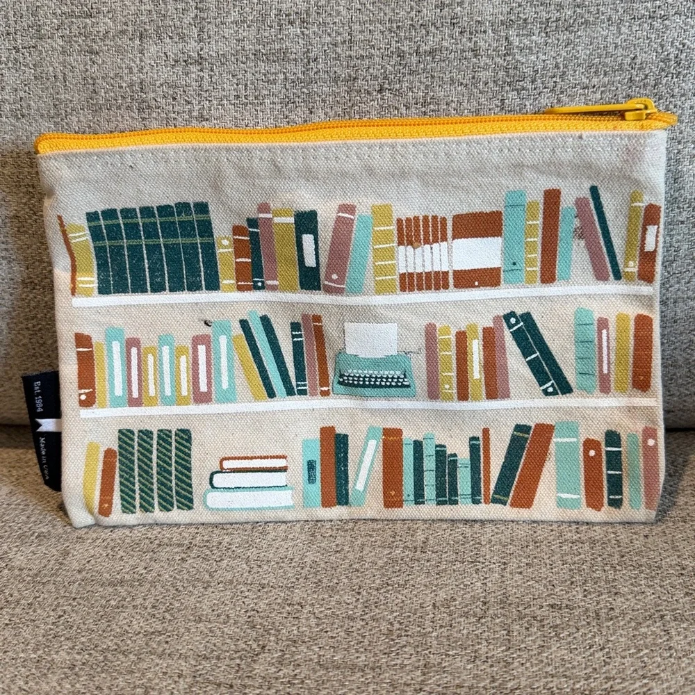 Out of Print Bookshelf Pouch Used